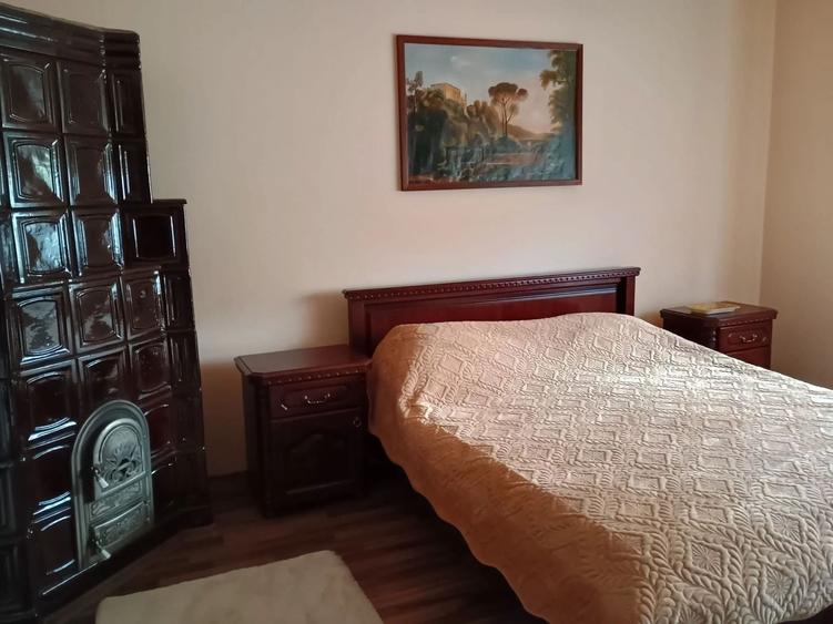 Casă individuală cu 3 camere cu Canalizare în Bâlc