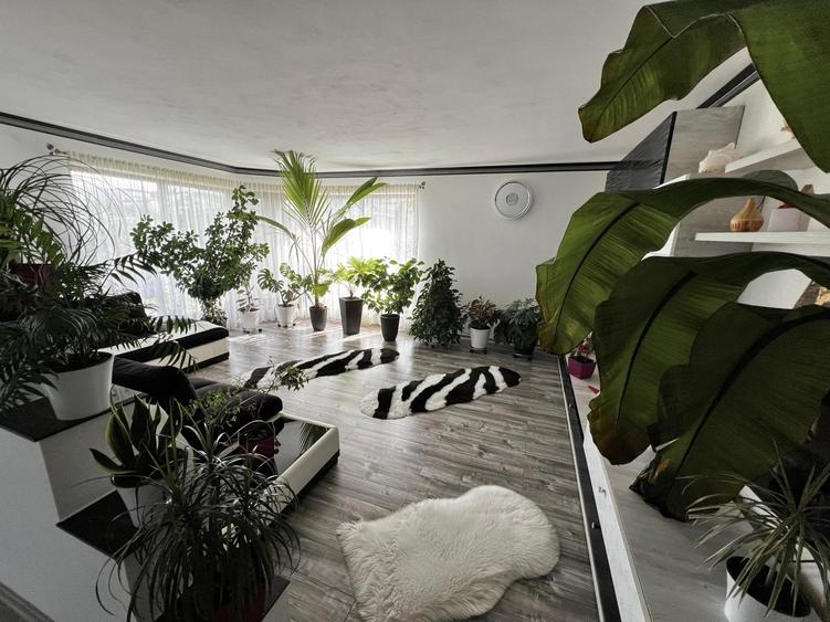 Duplex cu 4 camere cu Canalizare în Nord