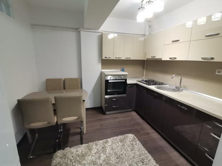 Apartament cu 2 camere în Mihai Viteazul