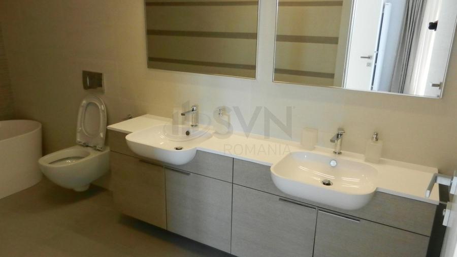 Apartament cu 4 camere decomandat, mobilat în Aviatorilor