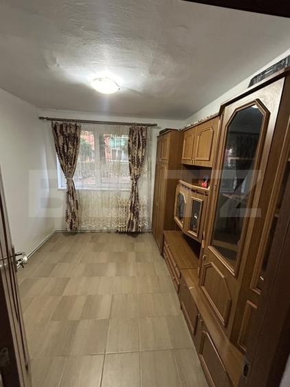 Apartament cu 3 camere decomandat, mobilat în Aiud