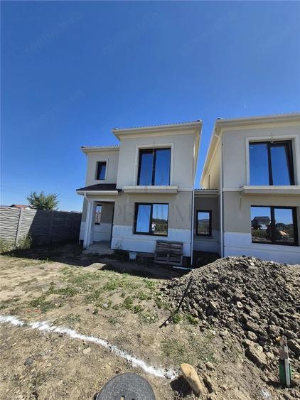 Duplex despartit - zona excelenta - - 13