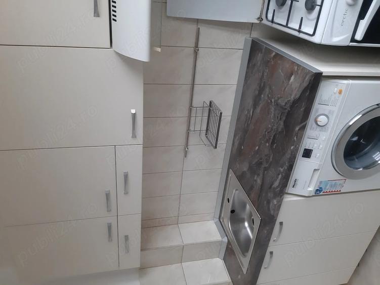Apartament cu 2 camere decomandat în Central