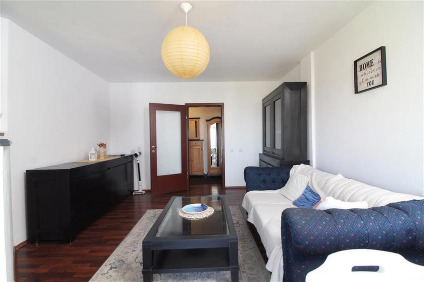 Apartament cu 2 camere semidecomandat, mobilat în Zorilor