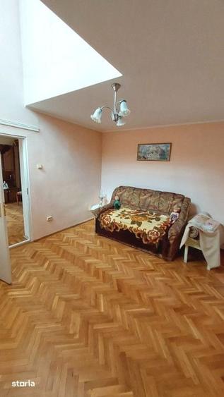 Casă cu 1 camere cu Teren 150 Mp în Lupeni