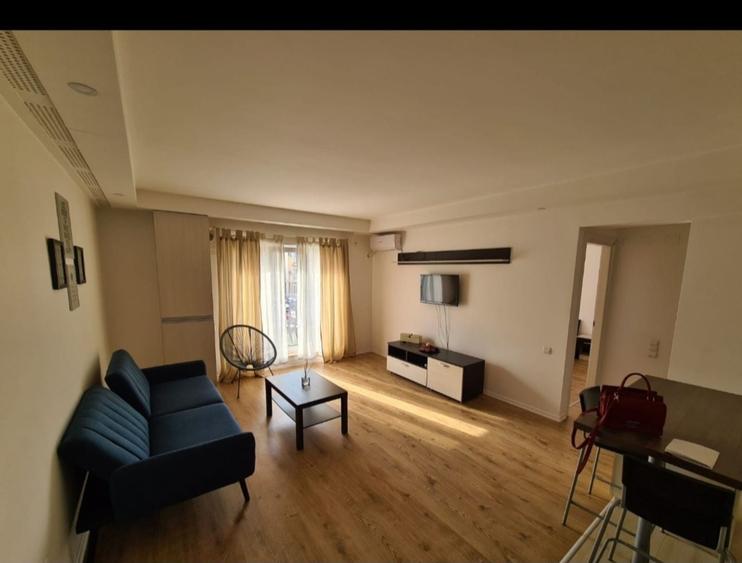 Apartament cu 2 camere decomandat în Ștefăneștii de Jos
