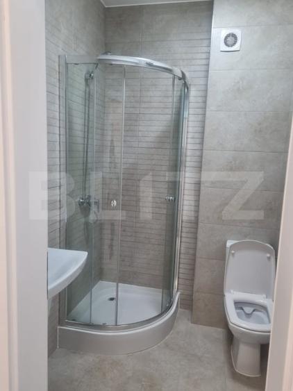 Apartament cu 3 camere decomandat în Independenței