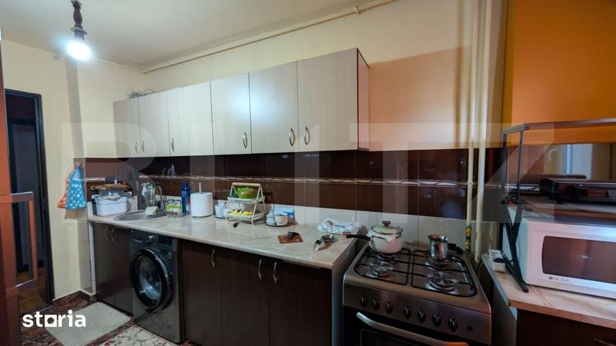 Apartament cu 3 camere decomandat în Central