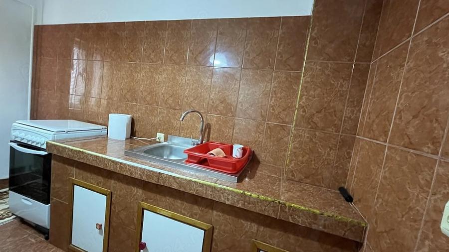Apartament cu 3 camere decomandat în Dorobanți 1