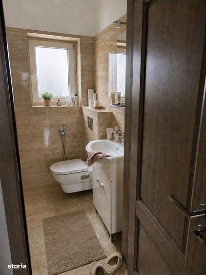 Apartament cu 3 camere decomandat în Mărăști