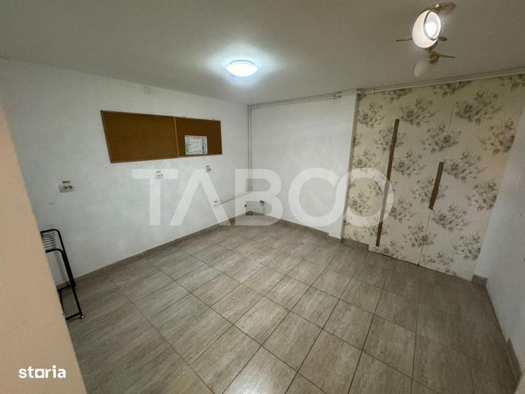 Spațiu comercial, de 73 mp, în Central