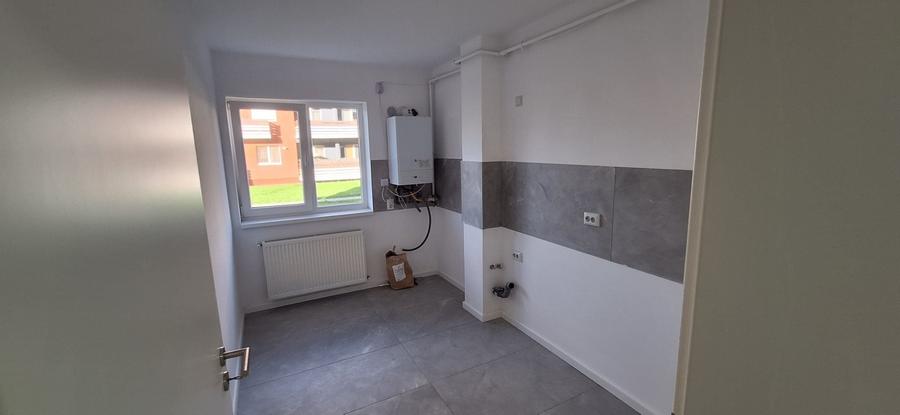 Apartament cu 2 camere decomandat în Cetatea