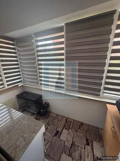 Apartament cu 3 camere decomandat în Astra