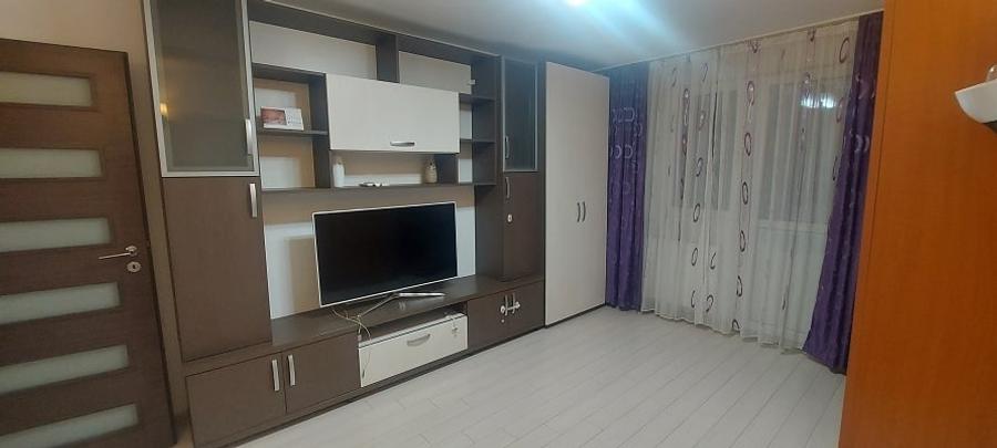 Apartament cu 2 camere decomandat în Colentina