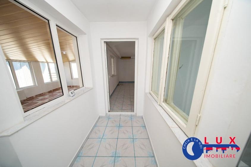 Casă cu 2 camere cu Teren 295 Mp în Babadag