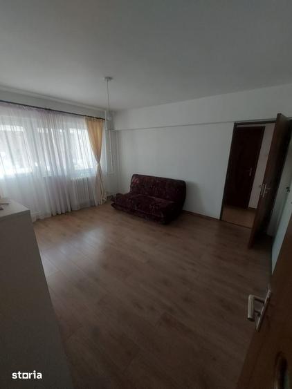 Apartament cu 2 camere decomandat în Ostroveni