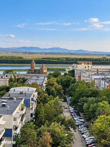 Apartament cu 2 camere decomandat în Mazepa 1