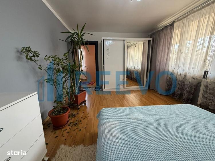 Casă cu 4 camere în Tuta