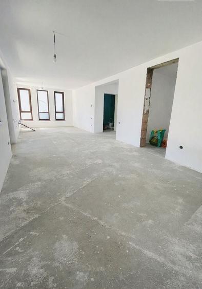 Casă individuală cu 3 camere cu Canalizare în Cihei