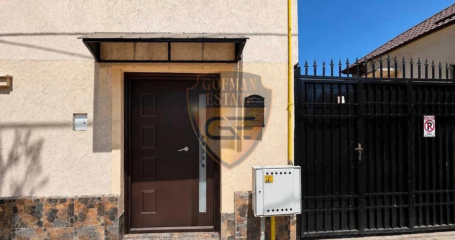 Casă individuală cu 4 camere cu Canalizare în Casa de Cultură