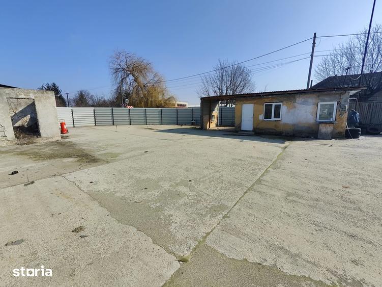 Spațiu comercial, de 2,000 mp, în Bartolomeu