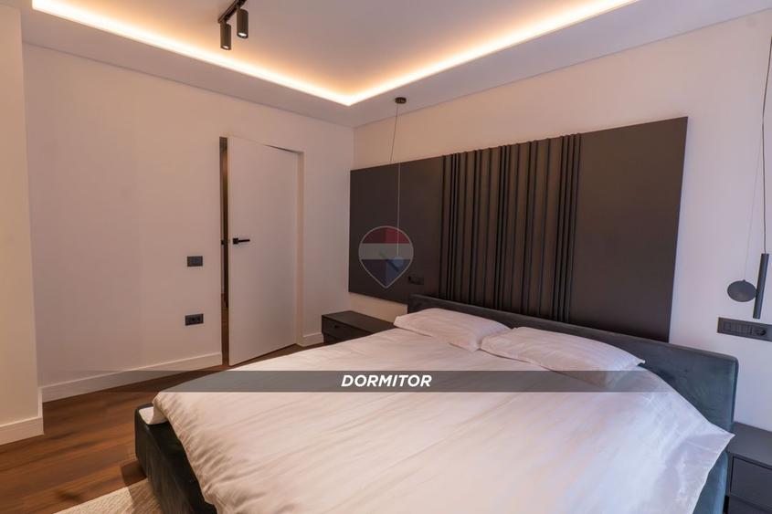 Apartament cu 3 camere decomandat, mobilat în Ultracentral