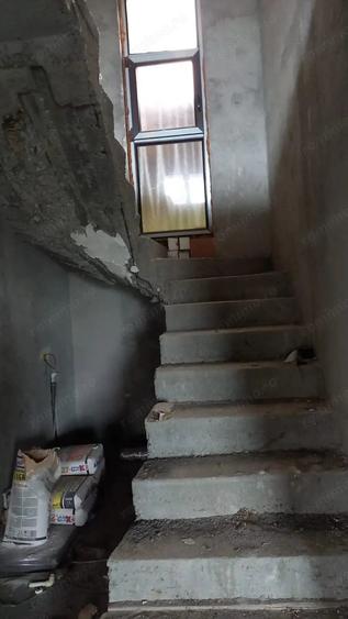 Casă cu Teren 1100 Mp în Mărtinești
