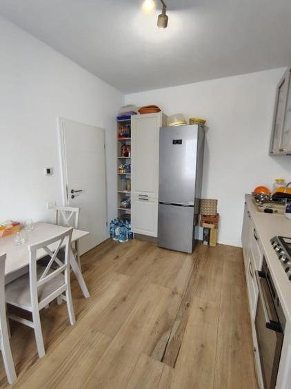 Casă cu 4 camere cu Teren 290 Mp în Giroc