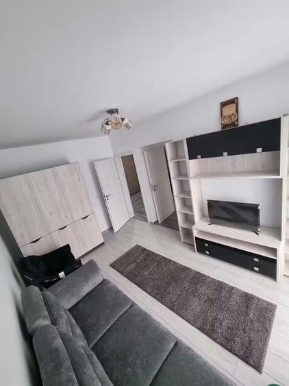 Garsonieră în Valea Adâncă