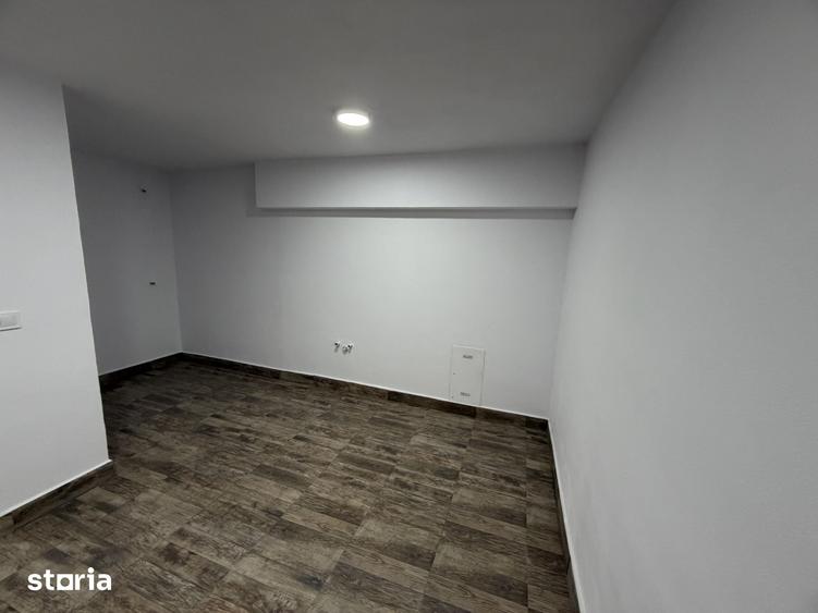 Casă cu Teren 4000 Mp în Central