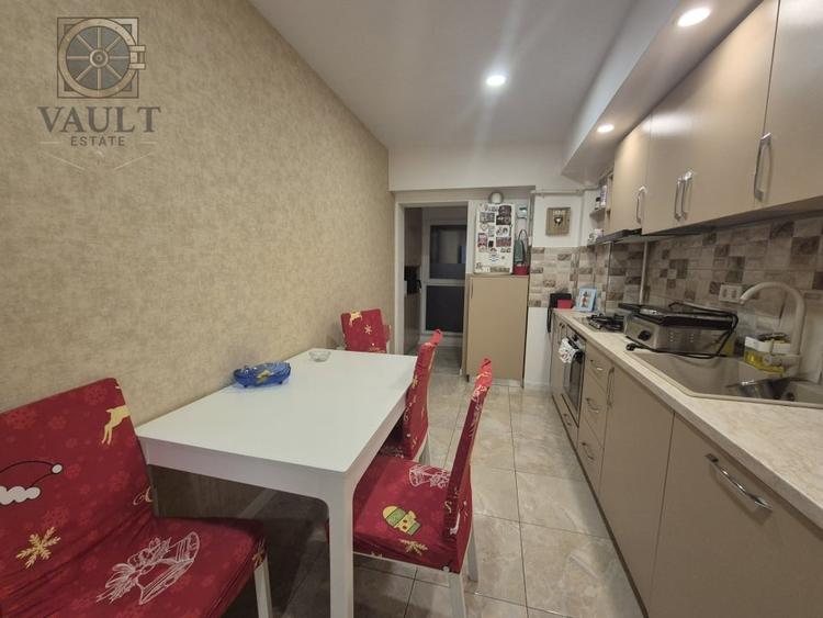 Apartament cu 3 camere semidecomandat, mobilat în Mogoșoaia