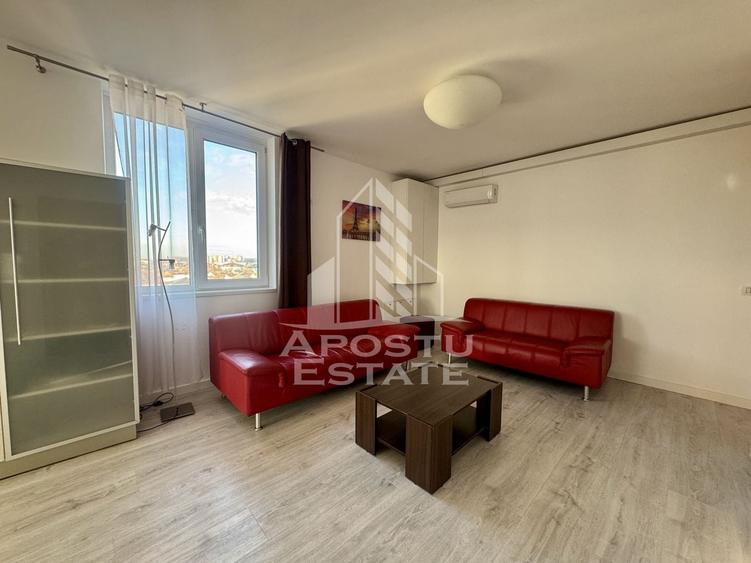 Apartament cu 3 camere semidecomandat, mobilat în Simion Bărnuțiu
