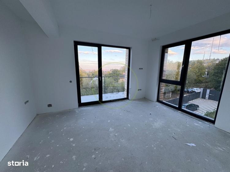 Casă cu 4 camere în Feleacu