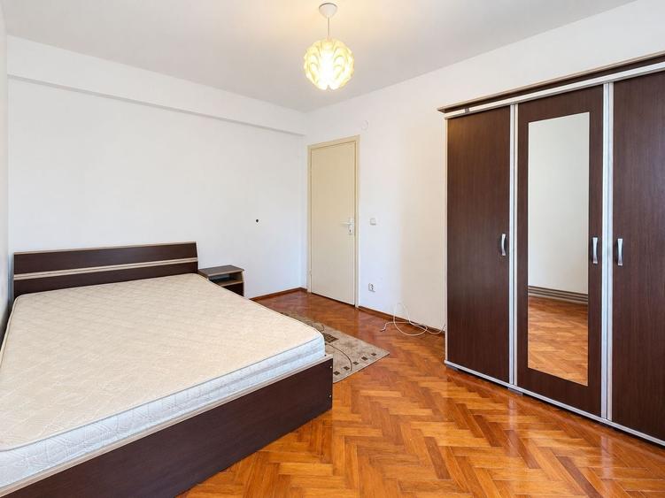 Apartament cu 2 camere decomandat, mobilat în Central