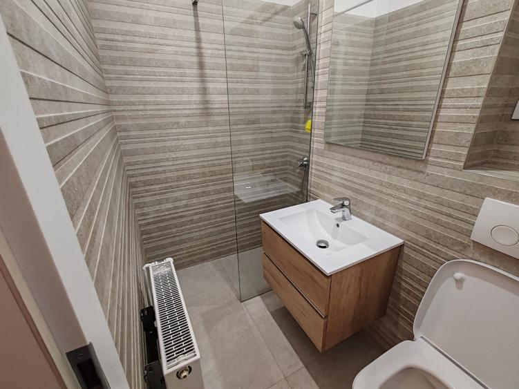 Apartament 2 camere liber la vanzare zona Centrul Civic - 8