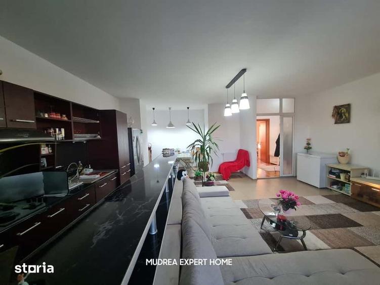 Apartament cu 3 camere decomandat în Balotești