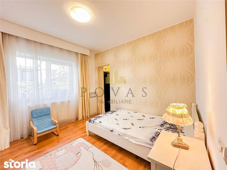 Casă cu 6 camere semidecomandat cu Teren 390 Mp în Tunari