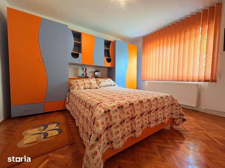 Casă cu 3 camere cu Teren 528 Mp în Central