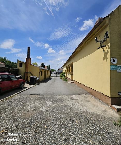 Spațiu comercial, de 150 mp, în Central