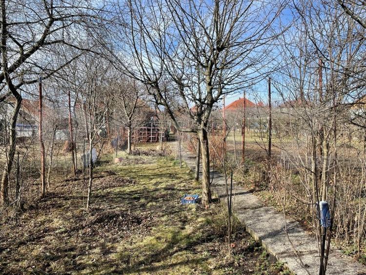 Duplex cu 5 camere cu Canalizare în Dâmbul Rotund
