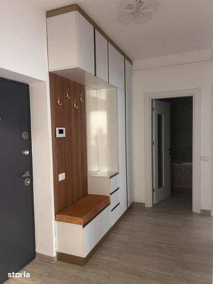 Apartament cu 2 camere decomandat în Metalurgiei