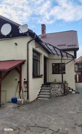 Casă cu 3 camere cu Teren 327 Mp în Central