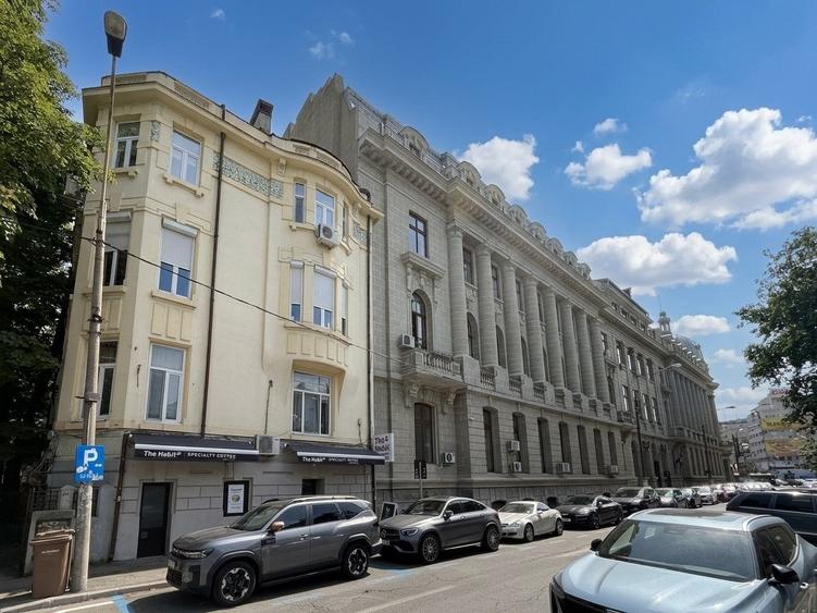 Apartament cu 4 camere în Dorobanți