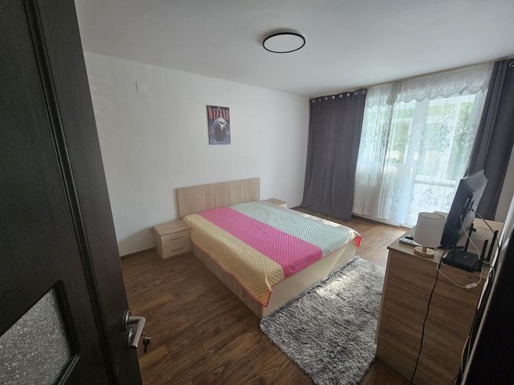 Apartament cu 3 camere decomandat în Brâncoveanu