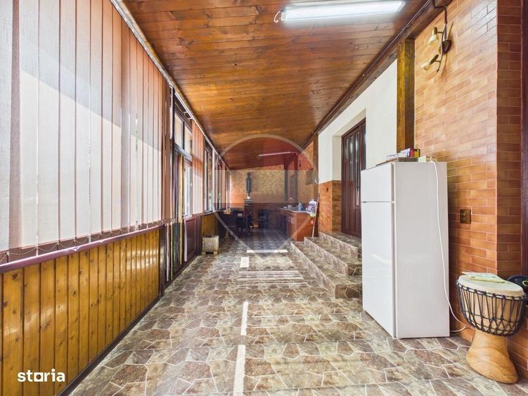 Casă cu 4 camere în Băltița