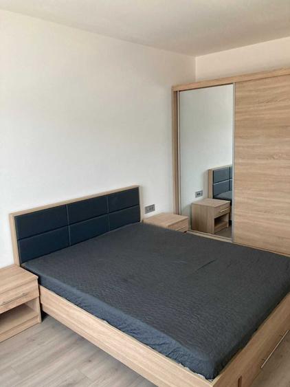 Apartament cu 2 camere decomandat în Gară