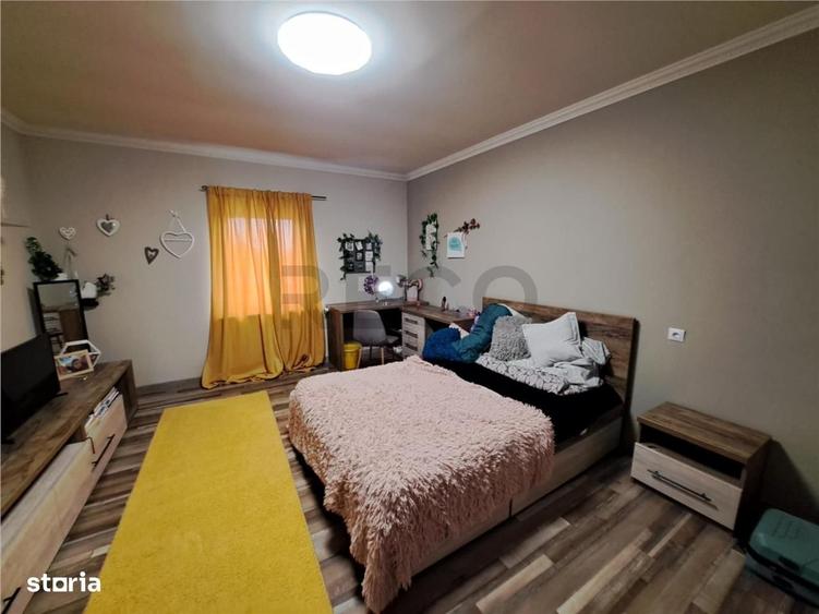 Casă cu 4 camere cu Teren 500 Mp în Central