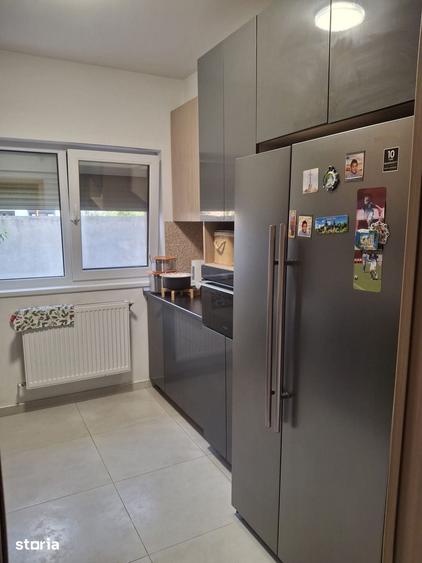 Casă cu 4 camere cu Teren 190 Mp în Domnești