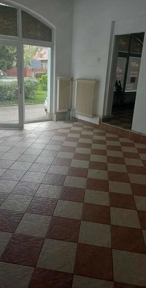 Casă cu 2 camere în Central