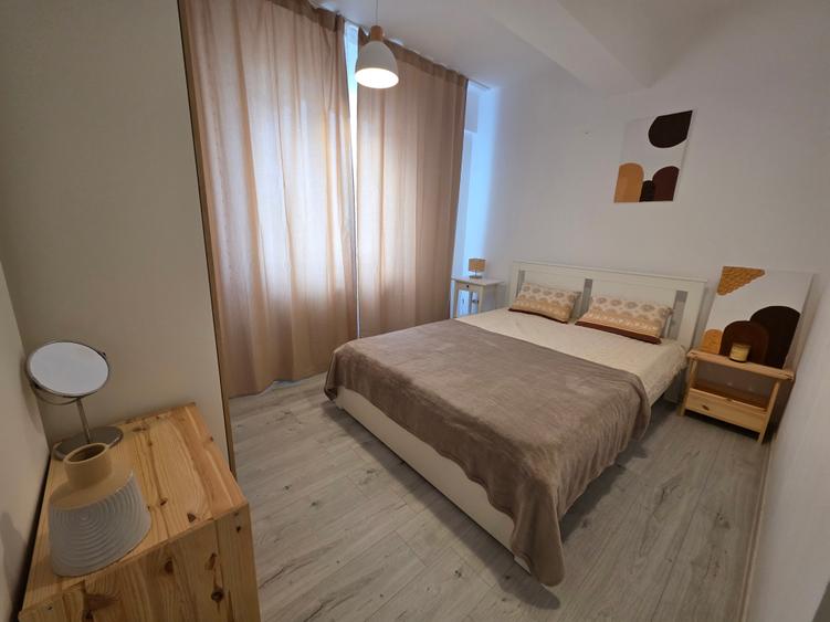 Apartament cu 2 camere decomandat în Central
